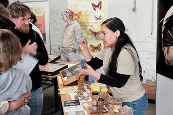Viel zu entdecken beim Museum der Natur Hamburg – Asphaltsprenger 2026 – Foto: Antje Sauer Viel zu entdecken beim Museum der Natur Hamburg – Asphaltsprenger 2026 – Foto: Antje Sauer